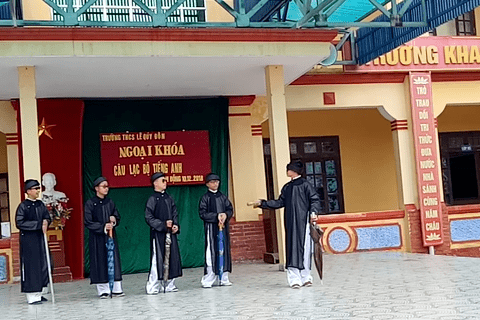 HOẠT ĐỘNG NGOẠI KHÓA CAU LẠC BỘ TIẾNG ANH 8