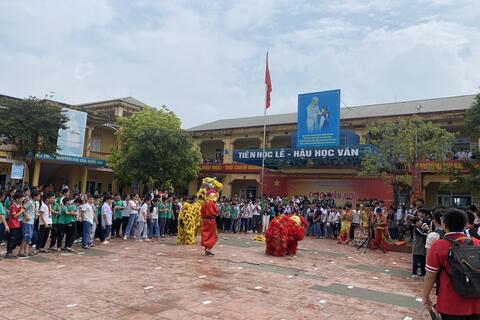 TRẢI NGHIỆM MÙA TRUNG THU TRUYỀN THỐNG TẠI TRƯỜNG THCS LÊ QUÝ ĐÔN NĂM 2023