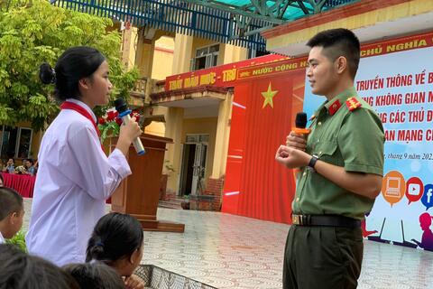 HỘI NGHỊ TRUYỀN THÔNG VỀ BẢO VỆ TRẺ EM, CÁCH SỬ DỤNG KHÔNG GIAN MẠNG AN TOÀN VÀ PHÒNG CHỐNG CÁC THỦ ĐOẠN LỪA ĐẢO TRÊN KHÔNG GIAN MẠNG CHO TRẺ EM.