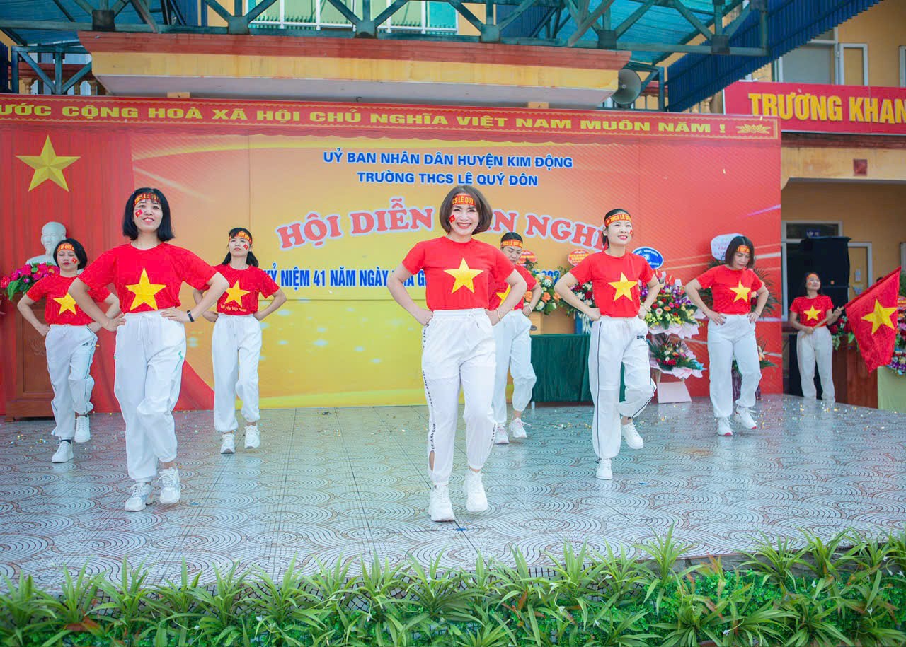 HỘI DIỄN VĂN NGHỆ CHÀO MỪNG NGÀY NHÀ GIÁO VIỆT NAM 20-11